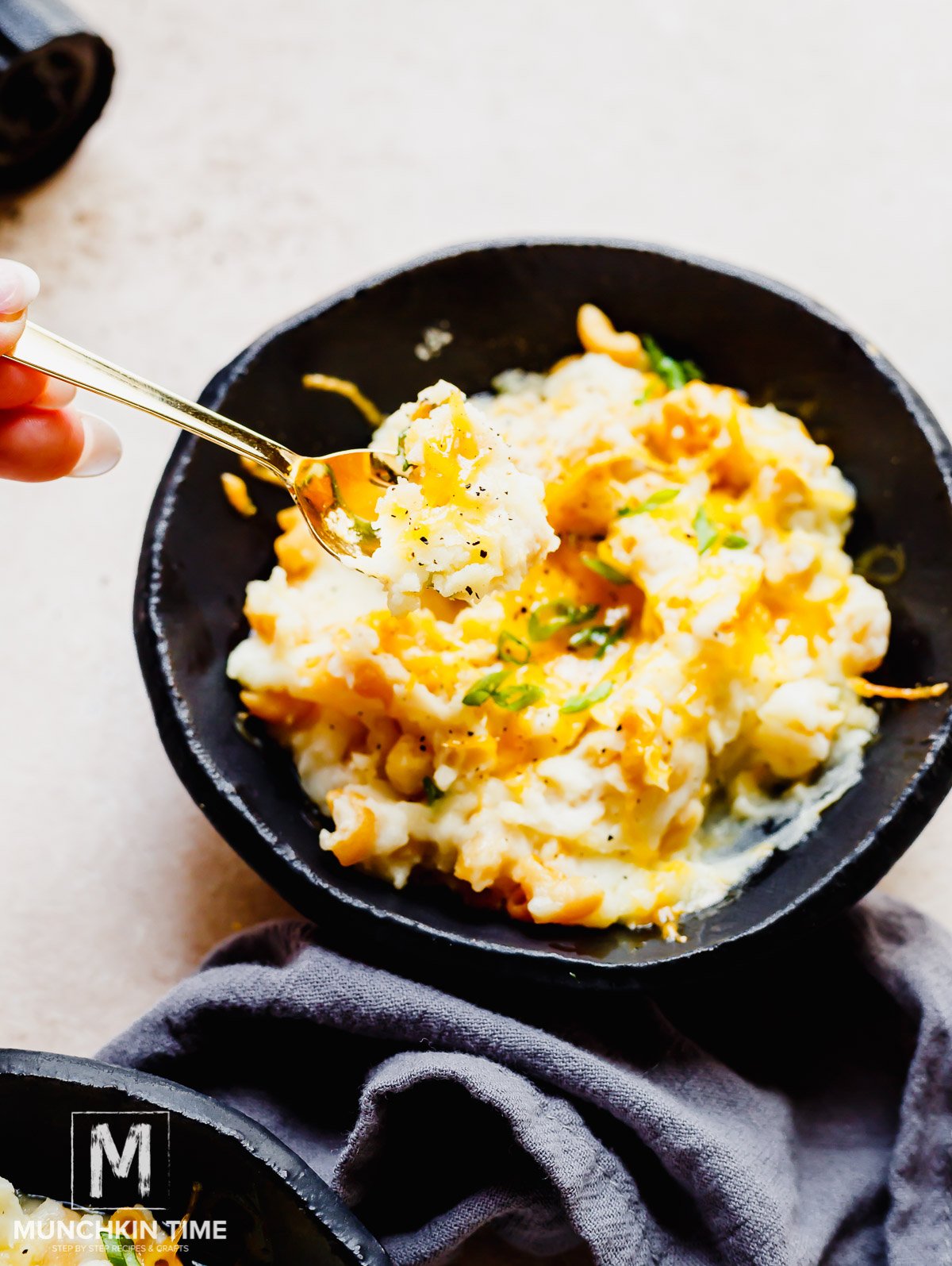 Mashed Potatoes & Macaroni - Munchkin Time