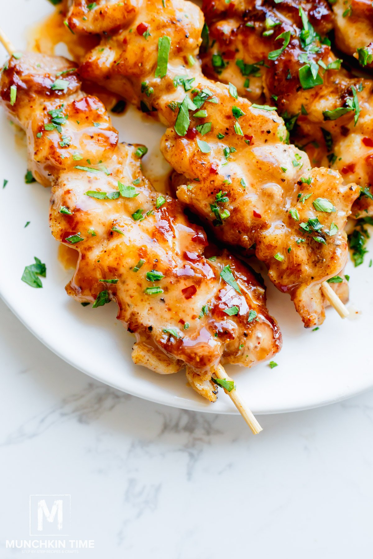 https://www.munchkintime.com/wp-content/uploads/2023/07/Bang-Bang-Chicken-Recipe-10.jpg