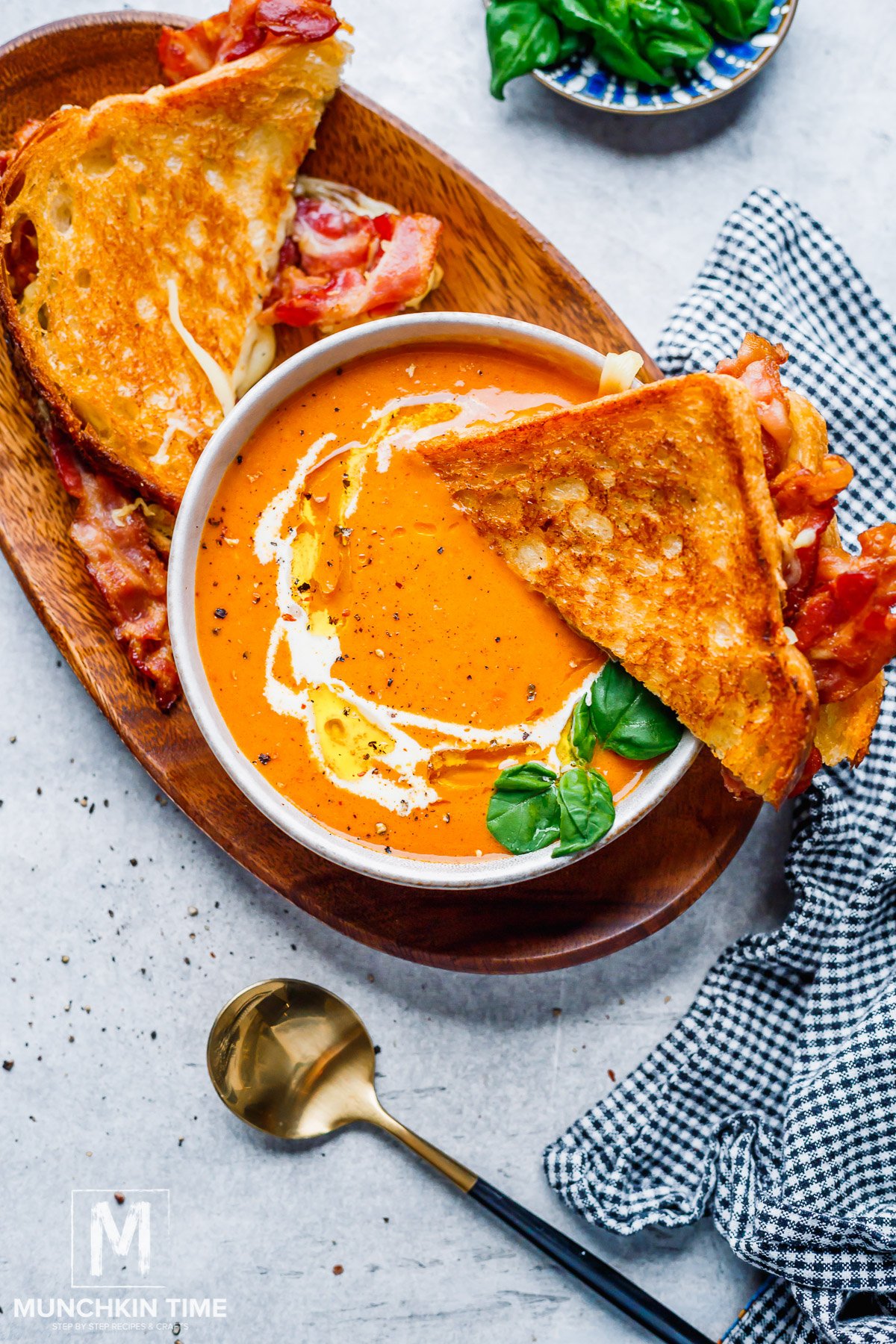 The Best Tomato Bisque Soup Recipe: A Restaurant-Style Recipe ...